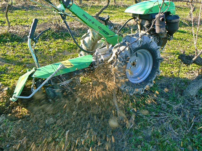 Vertical Axis Rotary Plough Casorzo plowing