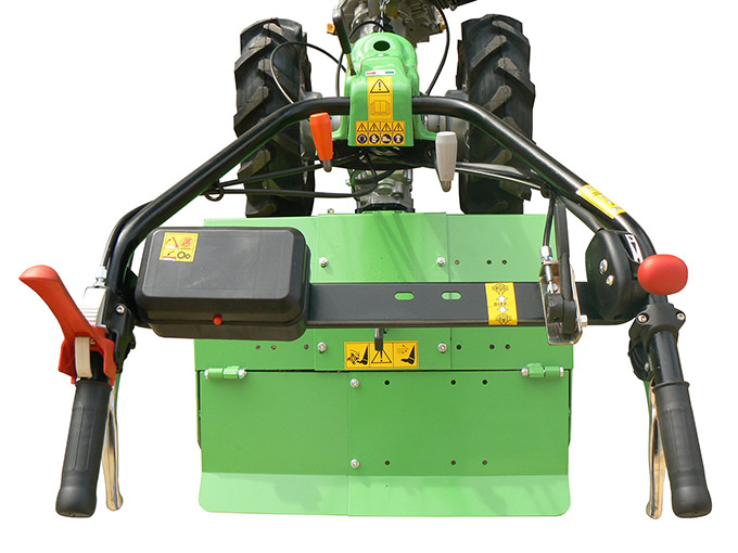 Motocoltivatore-Pony 15-R_comandi-sul-manubrio